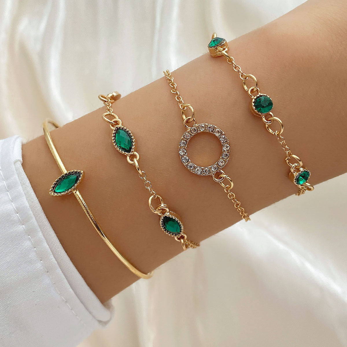Bracelet