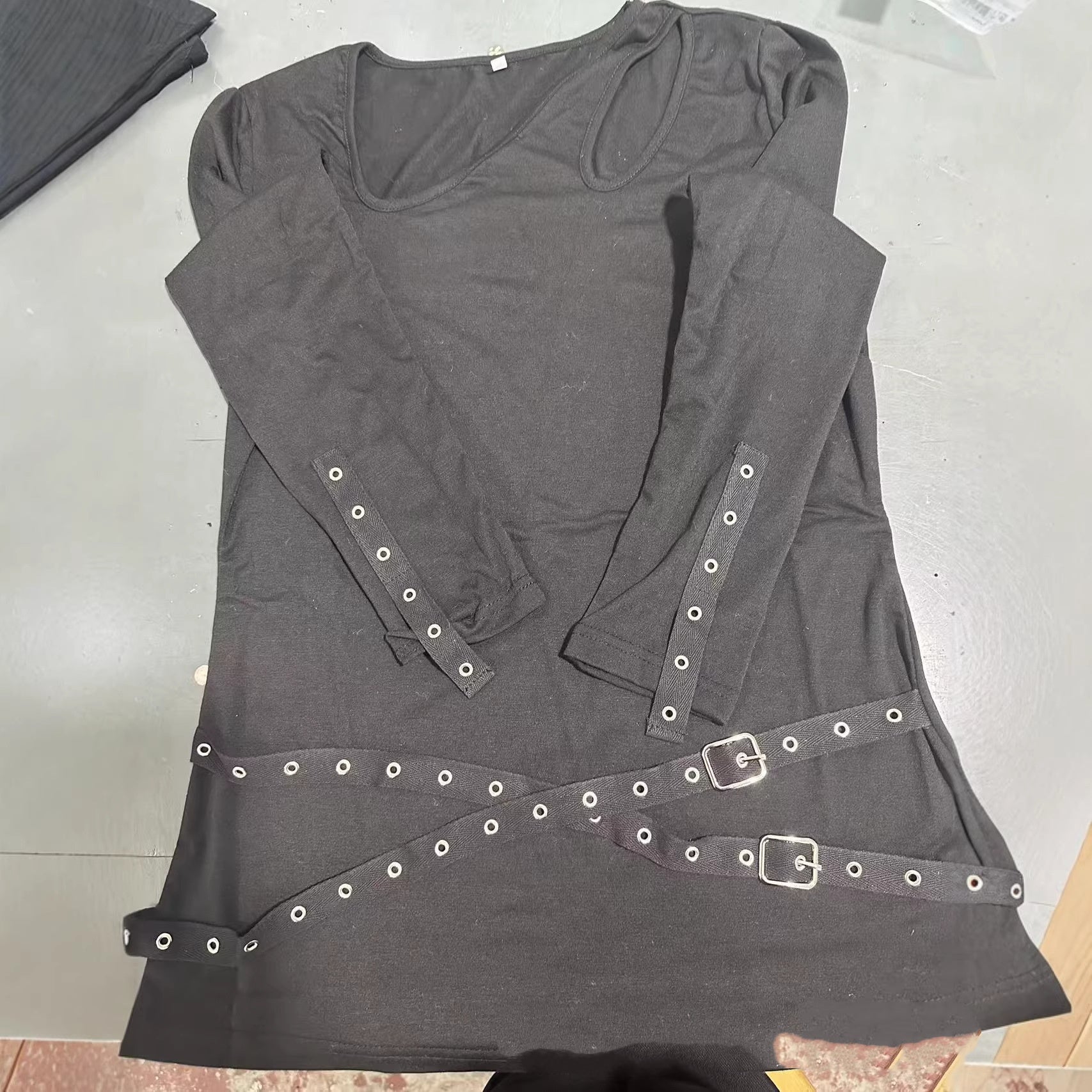 Women's Casual V-Neck Top With Metal Buttons